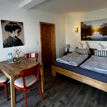 Haus Am Mit Badestelle Holiday home Schwielowsee